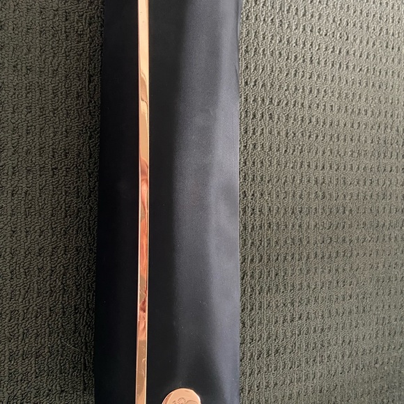 GHD Curling Wand - Picture 3 of 3